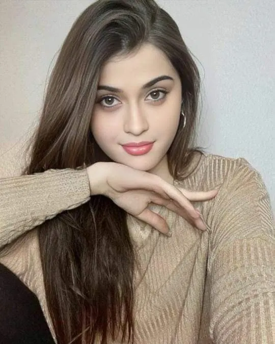 Liza best Call Girl service in Agra